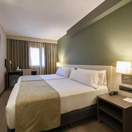 מלון Catalonia Park Putxet 4*